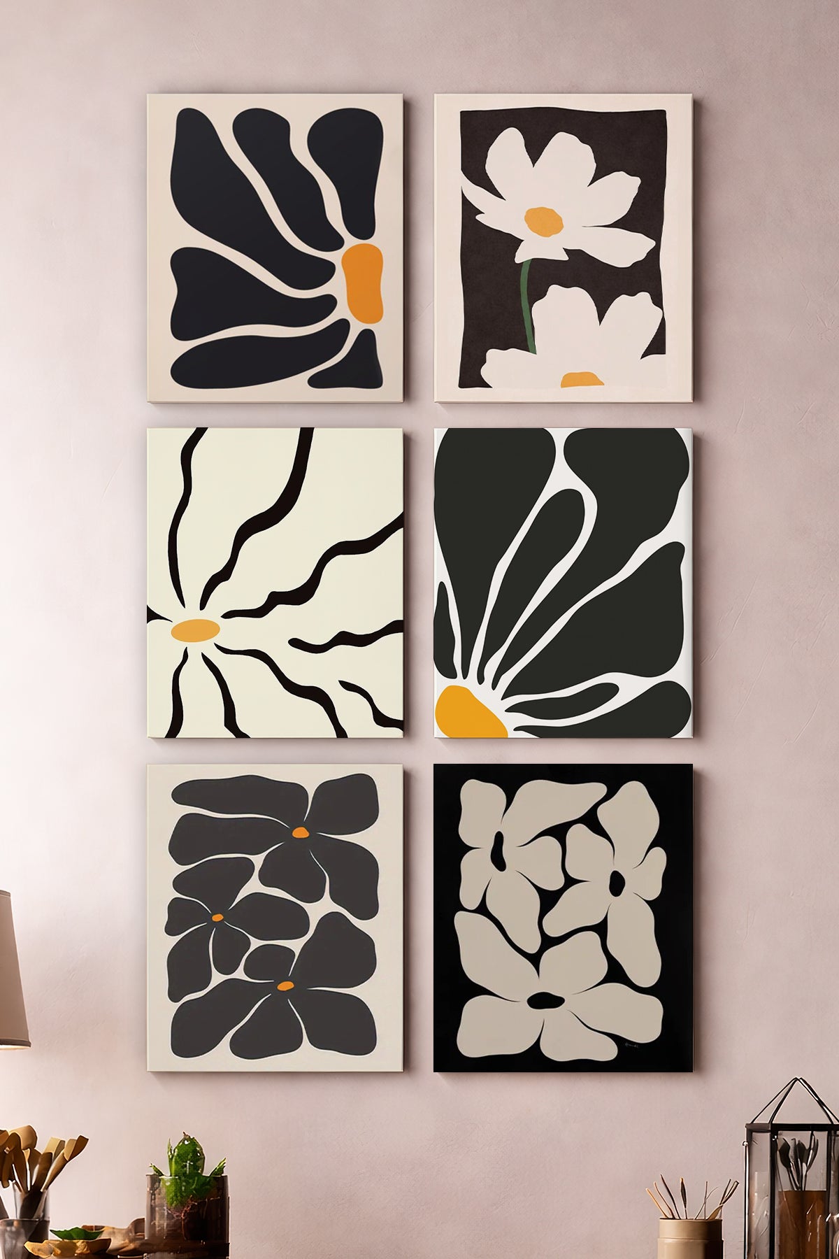 Monochrome Bloom 6'lı Kanvas Tablo Seti – 15x21 cm